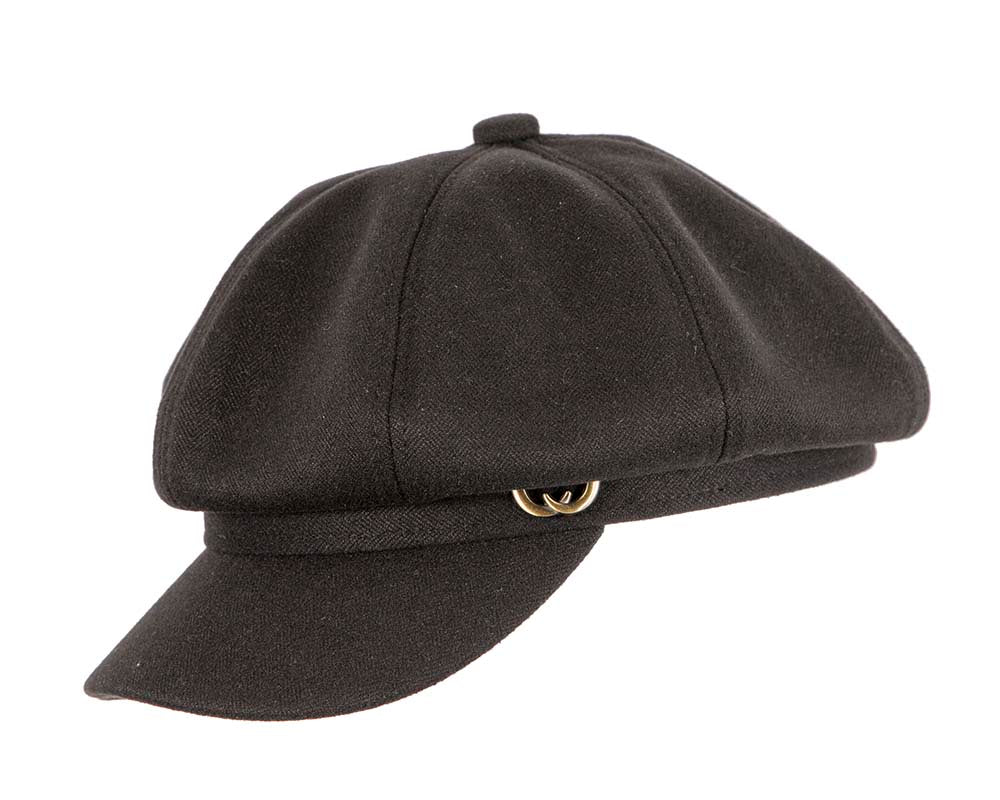 Soft black newsboy cap by Max Alexander-1